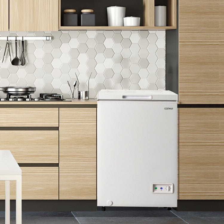 3.5/5 Cu.ft Compact Chest Freezer with Basket