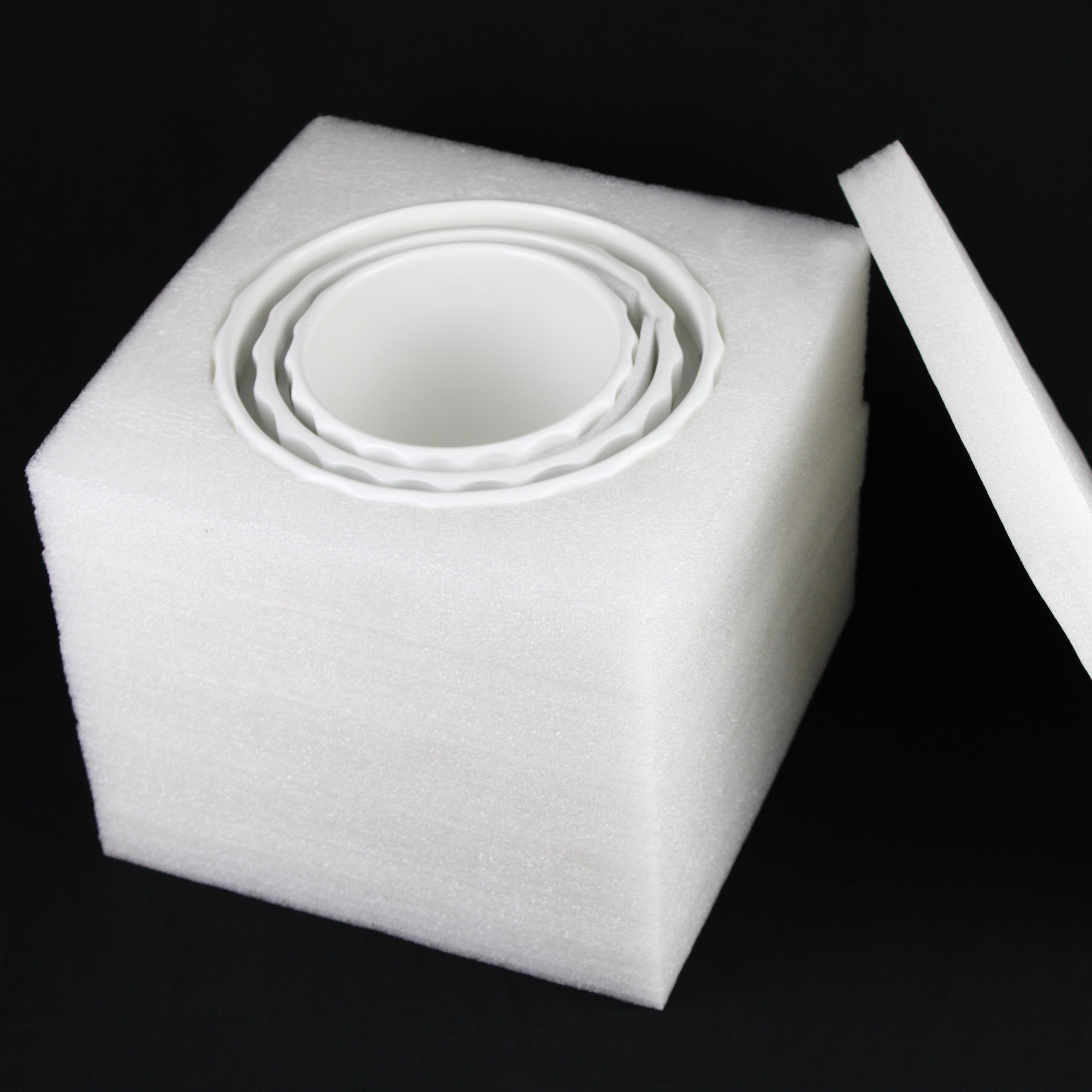 3-Piece White Stoneware Planter Set with Fluted Design