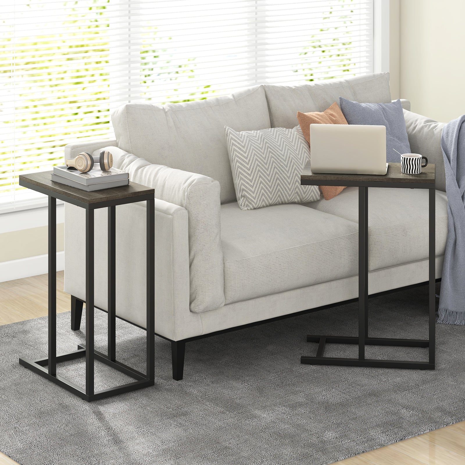 C-shaped Side Table with Heavy-duty Metal Frame-Oak