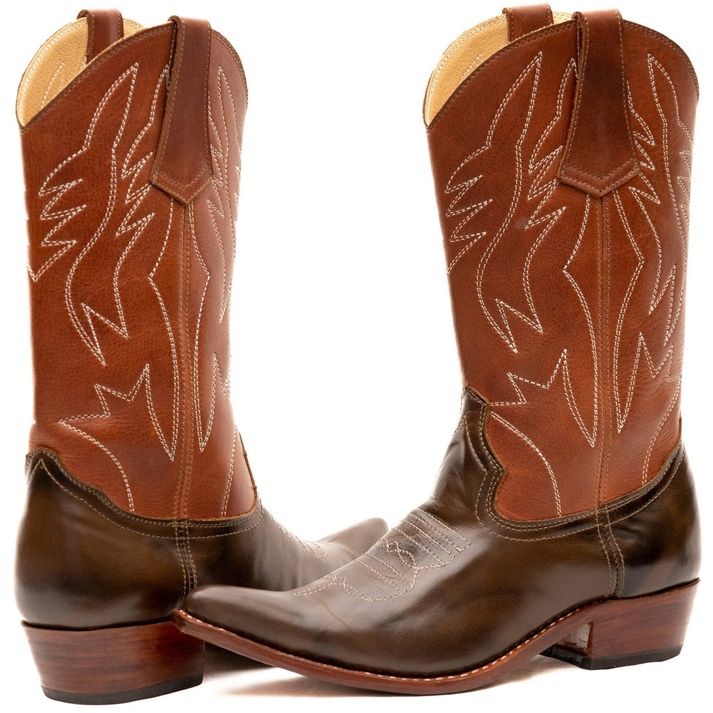 Pointed Cowgirl Boots – Handmade Leather Western Boots for Women