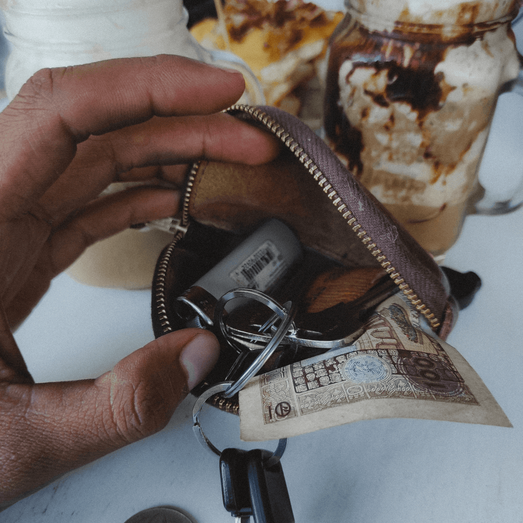 Handmade Leather Coin Purse - Compact & Durable Zipper Pouch
